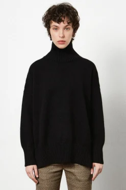 Fashion CARA Women Knitwear