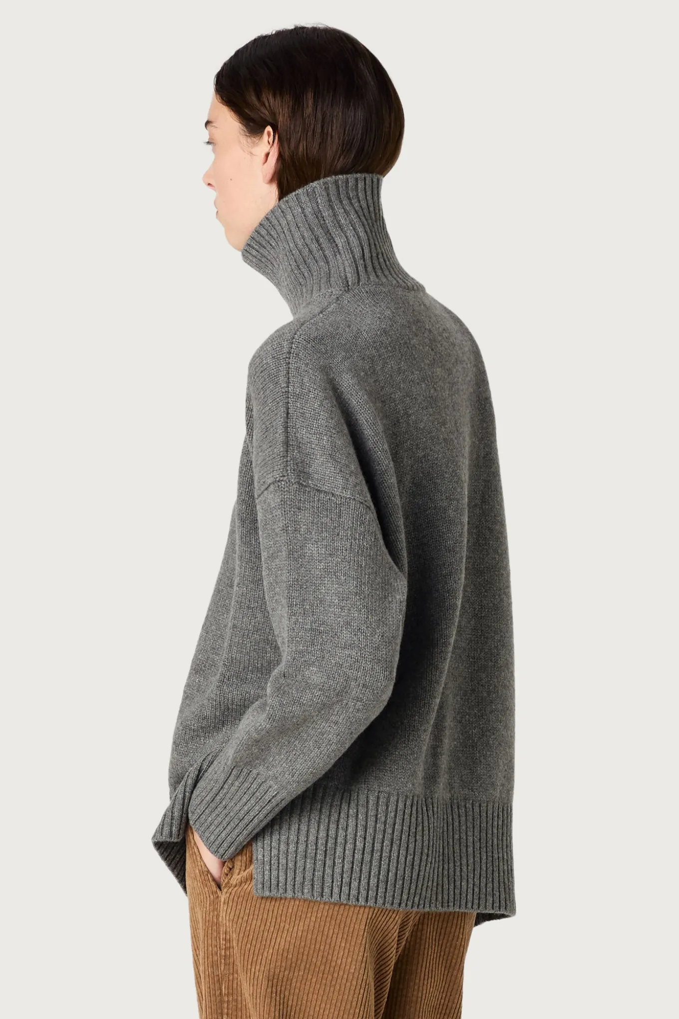 Online CARA Women Knitwear