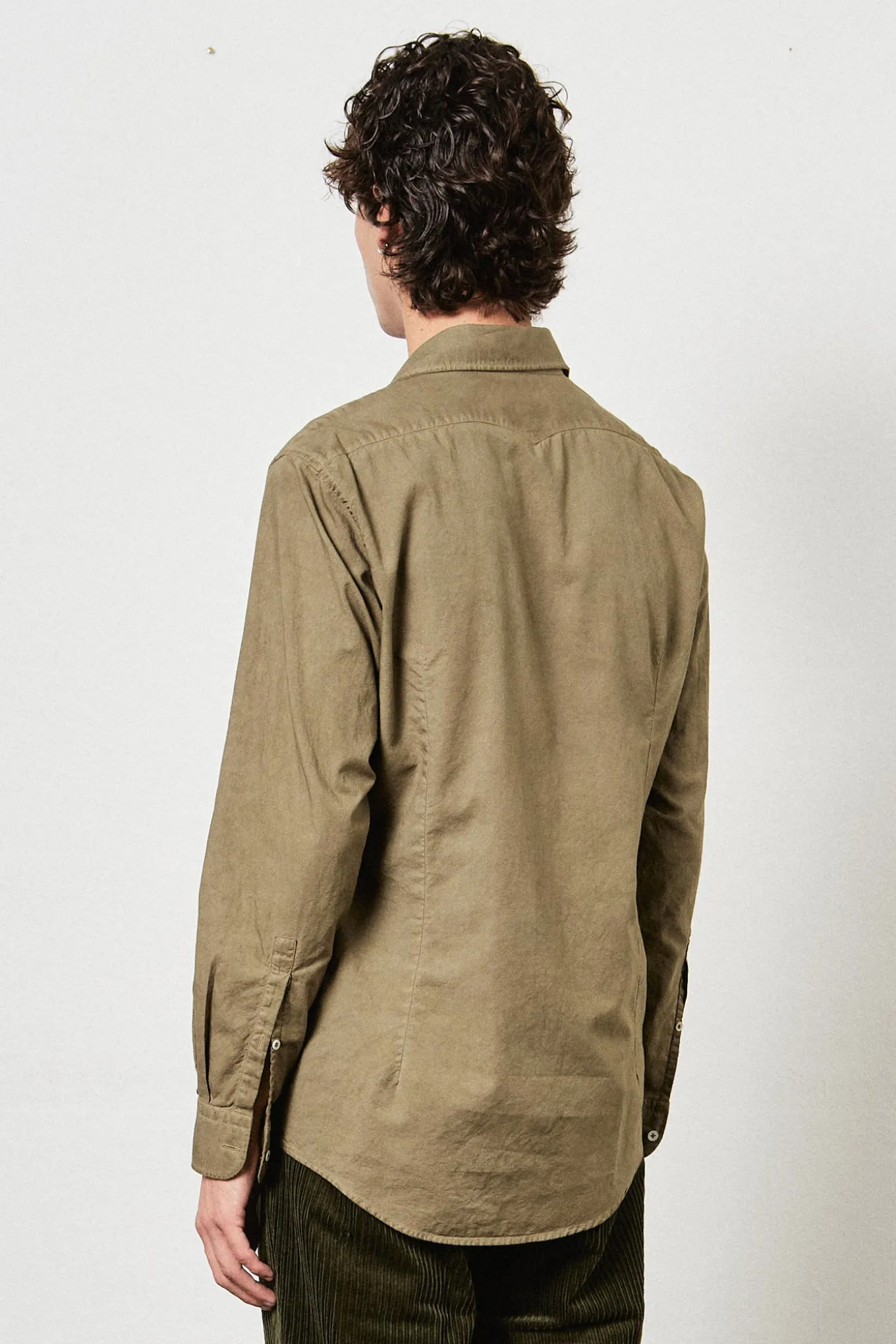 Store GENOVA Shirts