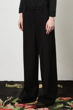 Store LAMIA Women Trousers